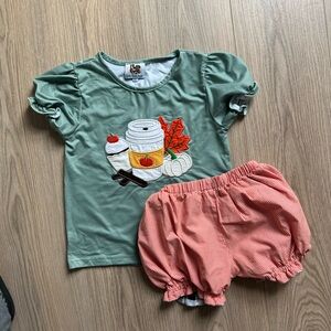 Little bear smocks fall set with reversible puff shorts